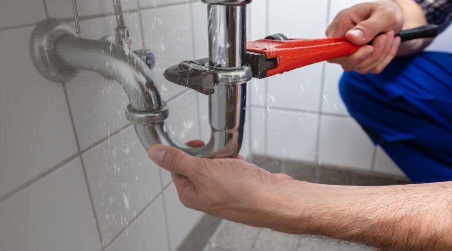 Expert burst pipe repair services in Saint Charles, VA